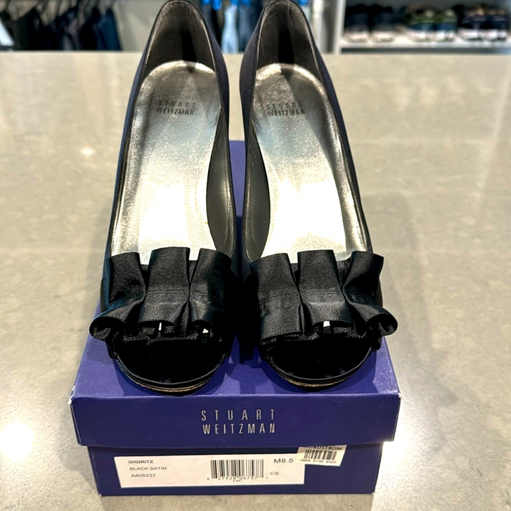 Stuart Weitzman GIGIRITZ Black Santin Heels M8.5 dress shoes / wedding